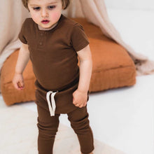 Load image into Gallery viewer, Chocolate I Short Sleeve Organic Bodysuit - Snuggle Hunny Kids
