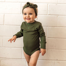 Load image into Gallery viewer, Olive Ribbed Topknot - Snuggle Hunny Kids
