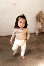 Load image into Gallery viewer, Pebble I Long Sleeve Bodysuit - Snuggle Hunny Kids
