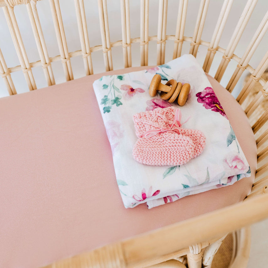 Lullaby Pink l Bassinet Sheet/Change Pad Cover - Snuggle Hunny Kids
