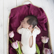 Load image into Gallery viewer, Ruby l Organic Muslin Wrap - Snuggle Hunny Kids
