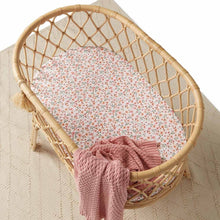 Load image into Gallery viewer, Spring Floral l Bassinet Sheet/Change Pad Cover - Snuggle Hunny Kids
