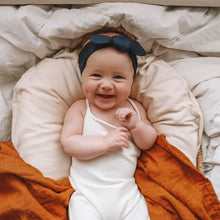 Load image into Gallery viewer, Navy l Topknot Headband - Snuggle Hunny Kids
